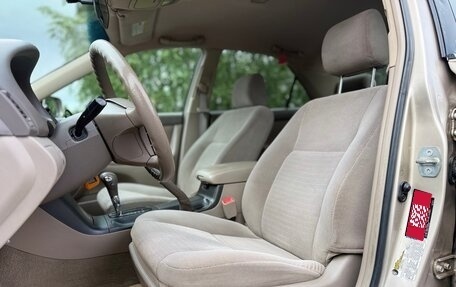 Toyota Camry V40, 2005 год, 710 000 рублей, 22 фотография
