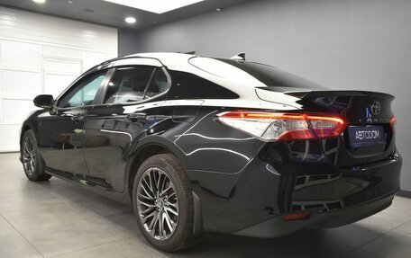 Toyota Camry, 2019 год, 2 380 000 рублей, 5 фотография