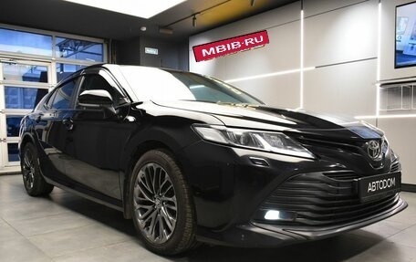 Toyota Camry, 2019 год, 2 380 000 рублей, 4 фотография