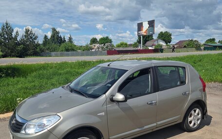 Renault Sandero I, 2010 год, 600 000 рублей, 2 фотография