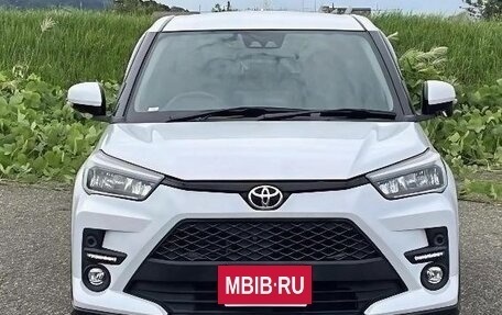 Toyota Raize I, 2022 год, 1 320 000 рублей, 2 фотография