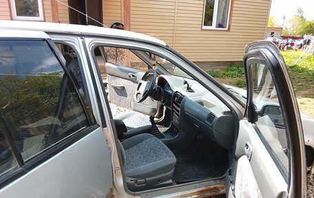 Suzuki Swift II, 2002 год, 75 000 рублей, 4 фотография