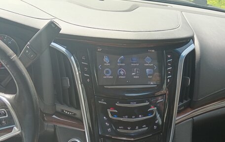 Cadillac Escalade IV, 2016 год, 4 200 000 рублей, 18 фотография