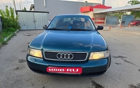 Audi A4, 1995 год, 299 000 рублей, 2 фотография