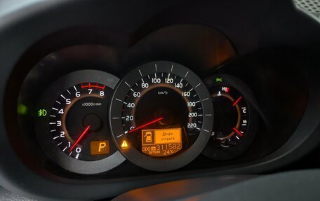 Toyota RAV4, 2011 год, 1 333 000 рублей, 27 фотография