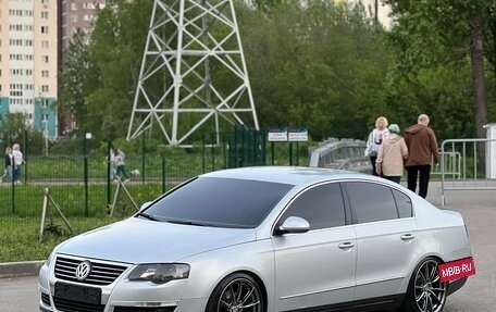 Volkswagen Passat B6, 2008 год, 800 000 рублей, 6 фотография