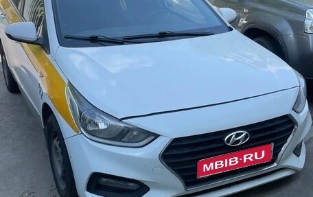 Hyundai Solaris II рестайлинг, 2019 год, 680 000 рублей, 1 фотография