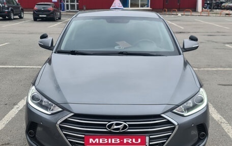 Hyundai Elantra VI рестайлинг, 2018 год, 1 400 000 рублей, 1 фотография