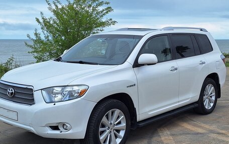 Toyota Highlander III, 2008 год, 1 900 000 рублей, 1 фотография
