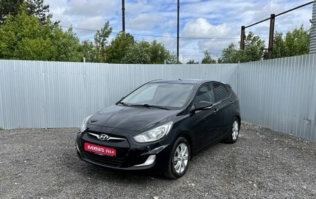 Hyundai Solaris II рестайлинг, 2012 год, 645 000 рублей, 1 фотография