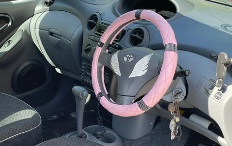 Toyota Vitz, 2001 год, 380 000 рублей, 3 фотография