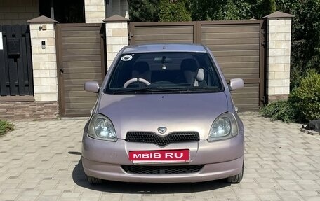 Toyota Vitz, 2001 год, 380 000 рублей, 7 фотография