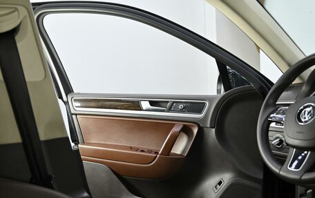 Volkswagen Touareg III, 2014 год, 2 105 000 рублей, 14 фотография