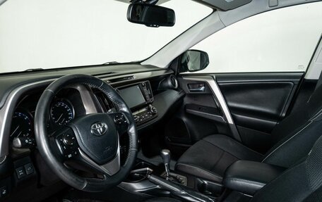 Toyota RAV4, 2019 год, 2 720 000 рублей, 5 фотография