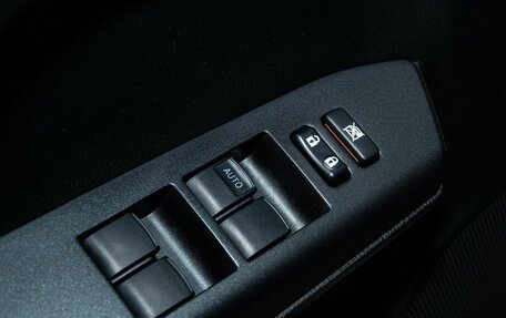 Toyota RAV4, 2019 год, 2 720 000 рублей, 14 фотография