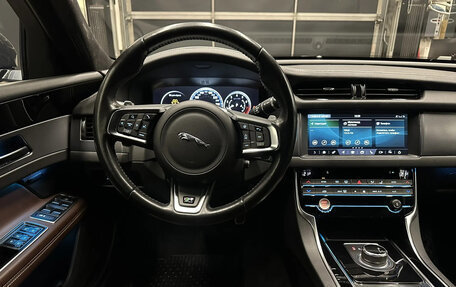 Jaguar XF II, 2019 год, 2 950 000 рублей, 8 фотография