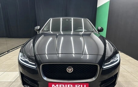 Jaguar XF II, 2019 год, 2 950 000 рублей, 2 фотография