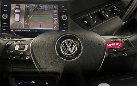 Volkswagen Tiguan II, 2018 год, 2 399 000 рублей, 18 фотография