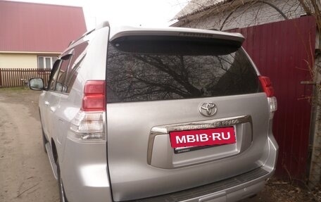 Toyota Land Cruiser Prado 150 рестайлинг 2, 2012 год, 2 700 000 рублей, 3 фотография