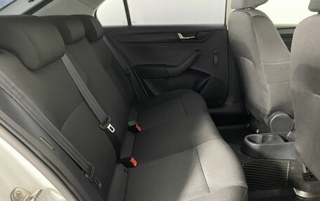 Skoda Rapid I, 2018 год, 1 389 000 рублей, 13 фотография