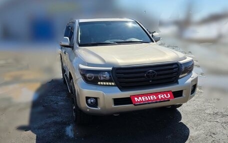 Toyota Land Cruiser 200, 2013 год, 5 300 000 рублей, 4 фотография