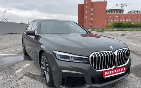 BMW 7 серия, 2021 год, 7 600 000 рублей, 2 фотография
