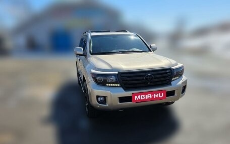 Toyota Land Cruiser 200, 2013 год, 5 300 000 рублей, 7 фотография