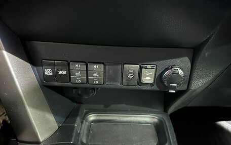 Toyota RAV4, 2016 год, 2 160 000 рублей, 16 фотография