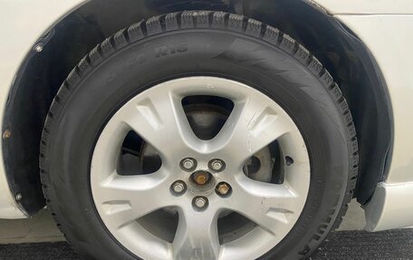 Toyota Matrix, 2002 год, 426 000 рублей, 32 фотография