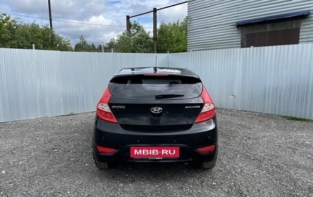 Hyundai Solaris II рестайлинг, 2012 год, 645 000 рублей, 4 фотография