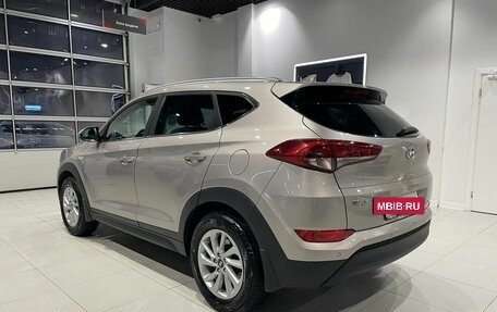 Hyundai Tucson III, 2018 год, 2 220 000 рублей, 6 фотография
