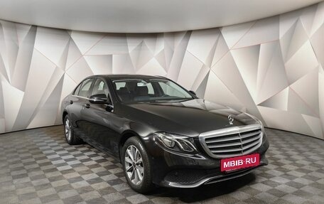 Mercedes-Benz E-Класс, 2020 год, 3 291 000 рублей, 3 фотография