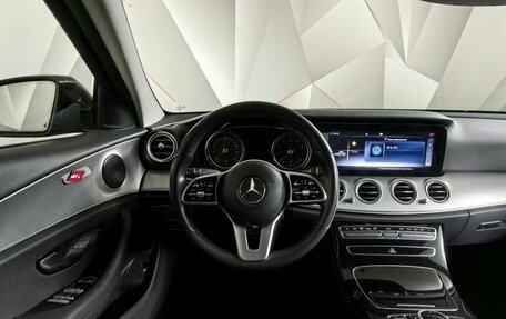 Mercedes-Benz E-Класс, 2020 год, 3 291 000 рублей, 20 фотография