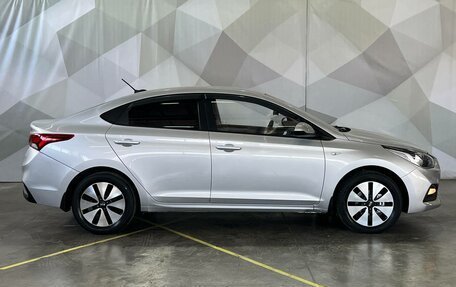 Hyundai Solaris II рестайлинг, 2017 год, 1 150 000 рублей, 7 фотография
