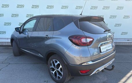 Renault Kaptur I рестайлинг, 2017 год, 1 415 000 рублей, 6 фотография