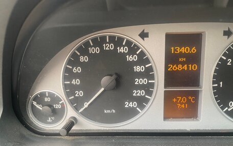 Mercedes-Benz B-Класс, 2011 год, 520 000 рублей, 1 фотография