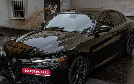 Alfa Romeo Giulia II, 2019 год, 3 400 000 рублей, 8 фотография