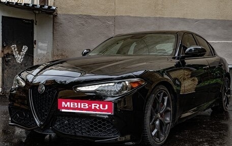 Alfa Romeo Giulia II, 2019 год, 3 400 000 рублей, 4 фотография