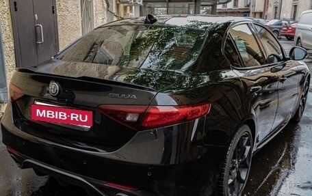 Alfa Romeo Giulia II, 2019 год, 3 400 000 рублей, 13 фотография