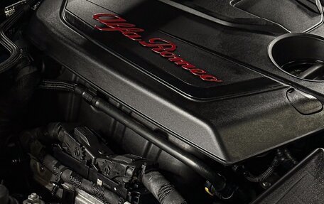 Alfa Romeo Giulia II, 2019 год, 3 400 000 рублей, 24 фотография