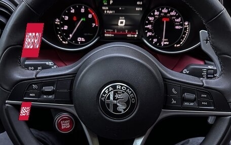 Alfa Romeo Giulia II, 2019 год, 3 400 000 рублей, 22 фотография