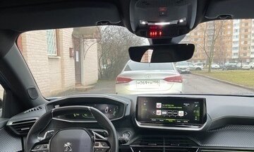 Peugeot 2008 II, 2021 год, 1 950 000 рублей, 9 фотография