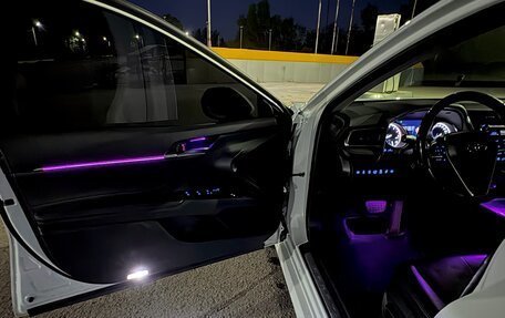 Toyota Camry, 2020 год, 3 500 000 рублей, 6 фотография