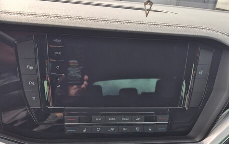 Volkswagen Touareg III, 2020 год, 6 250 000 рублей, 12 фотография