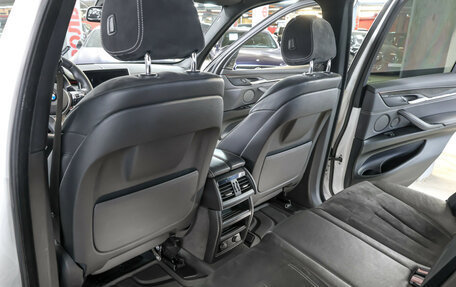BMW X5, 2017 год, 3 800 000 рублей, 13 фотография