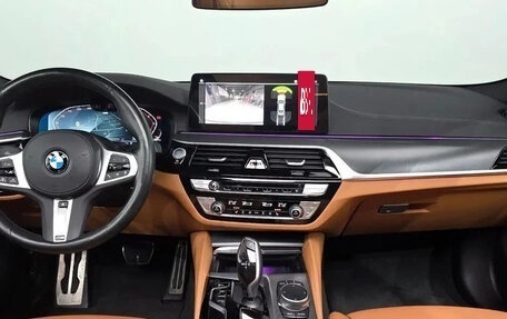 BMW 5 серия, 2022 год, 3 910 000 рублей, 4 фотография
