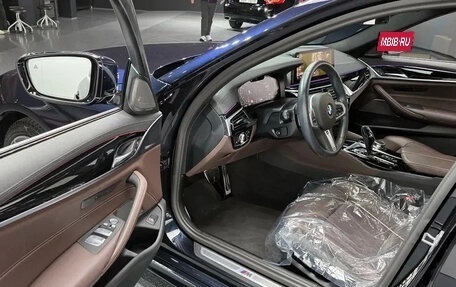 BMW 5 серия, 2023 год, 4 780 000 рублей, 4 фотография