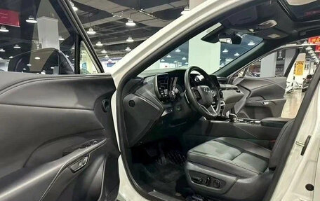 Lexus RX IV рестайлинг, 2024 год, 5 590 000 рублей, 6 фотография