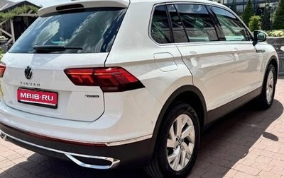 Volkswagen Tiguan II, 2021 год, 3 125 000 рублей, 1 фотография
