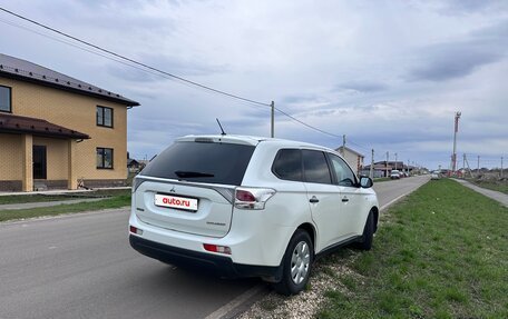 Mitsubishi Outlander III рестайлинг 3, 2014 год, 1 150 000 рублей, 4 фотография